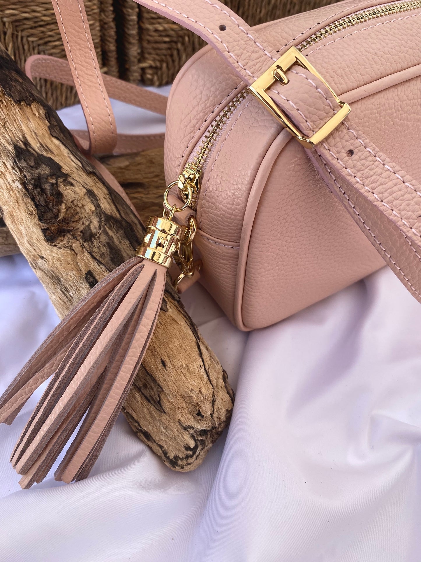Calix Crossbody Bag Salmon