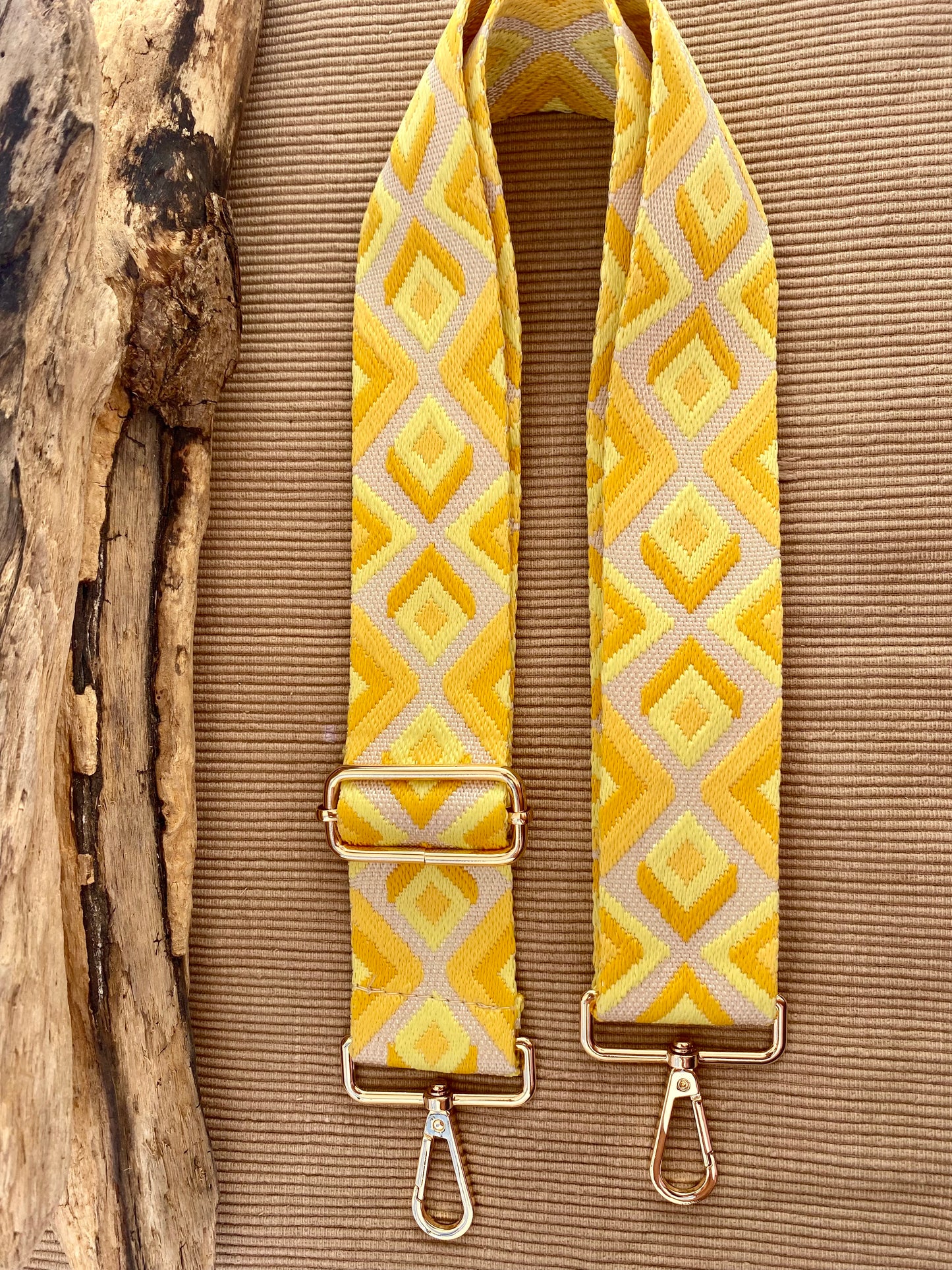 Correa Uakea Amarillo