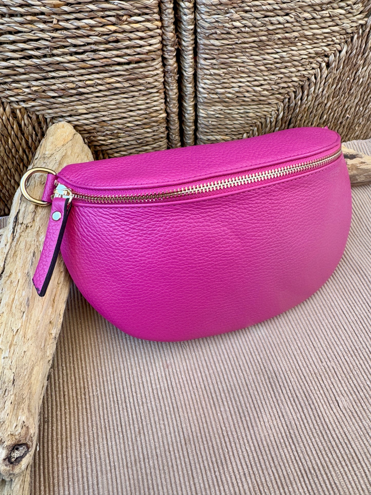 Riñonera Hanai Mediana Fucsia