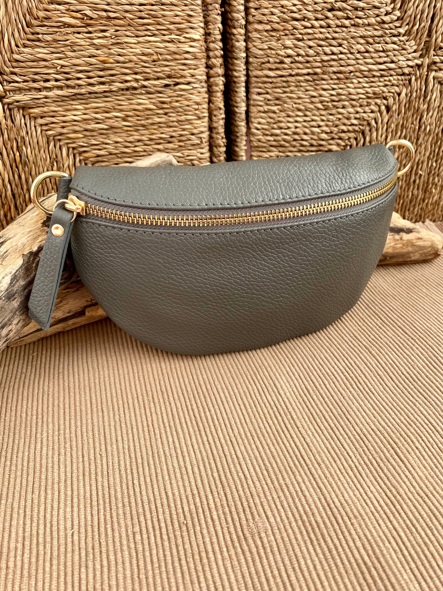 Riñonera Hanai Ceniza