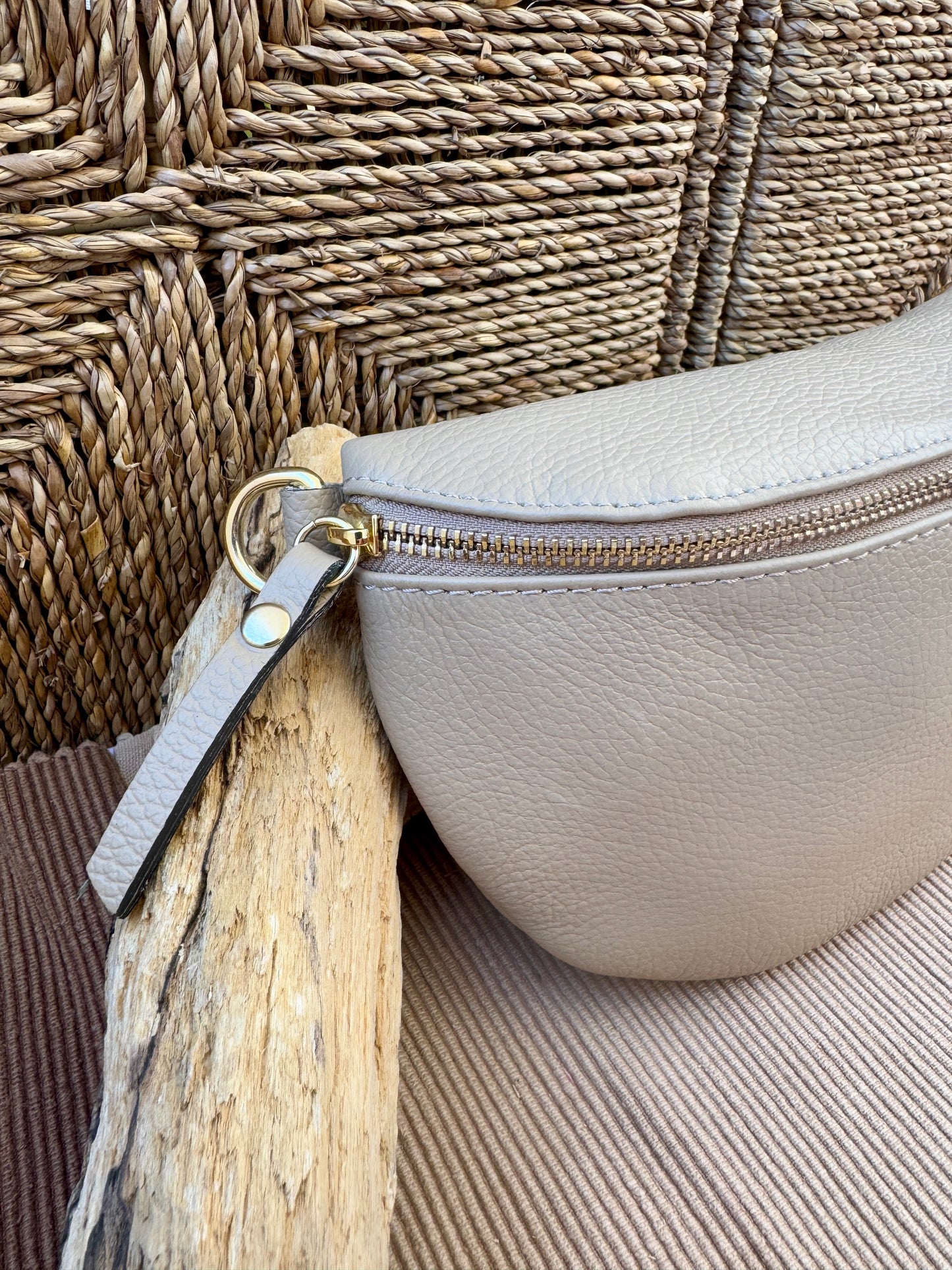 Riñonera Hanai Mediana Beige