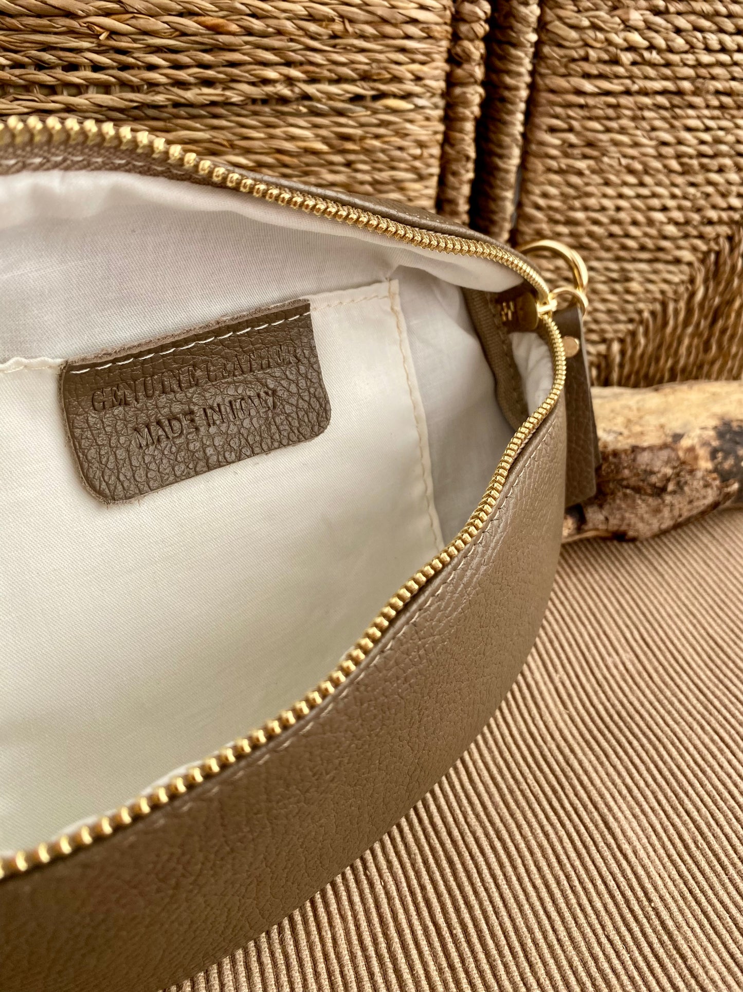 Riñonera Hanai Taupe