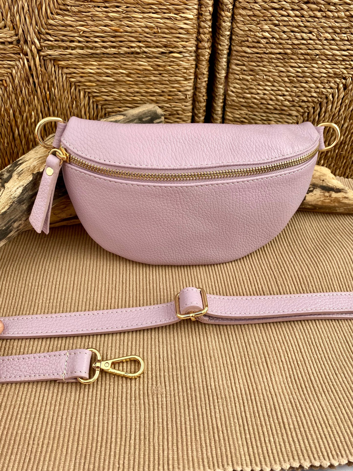 Hanai Sling Bag Lavender