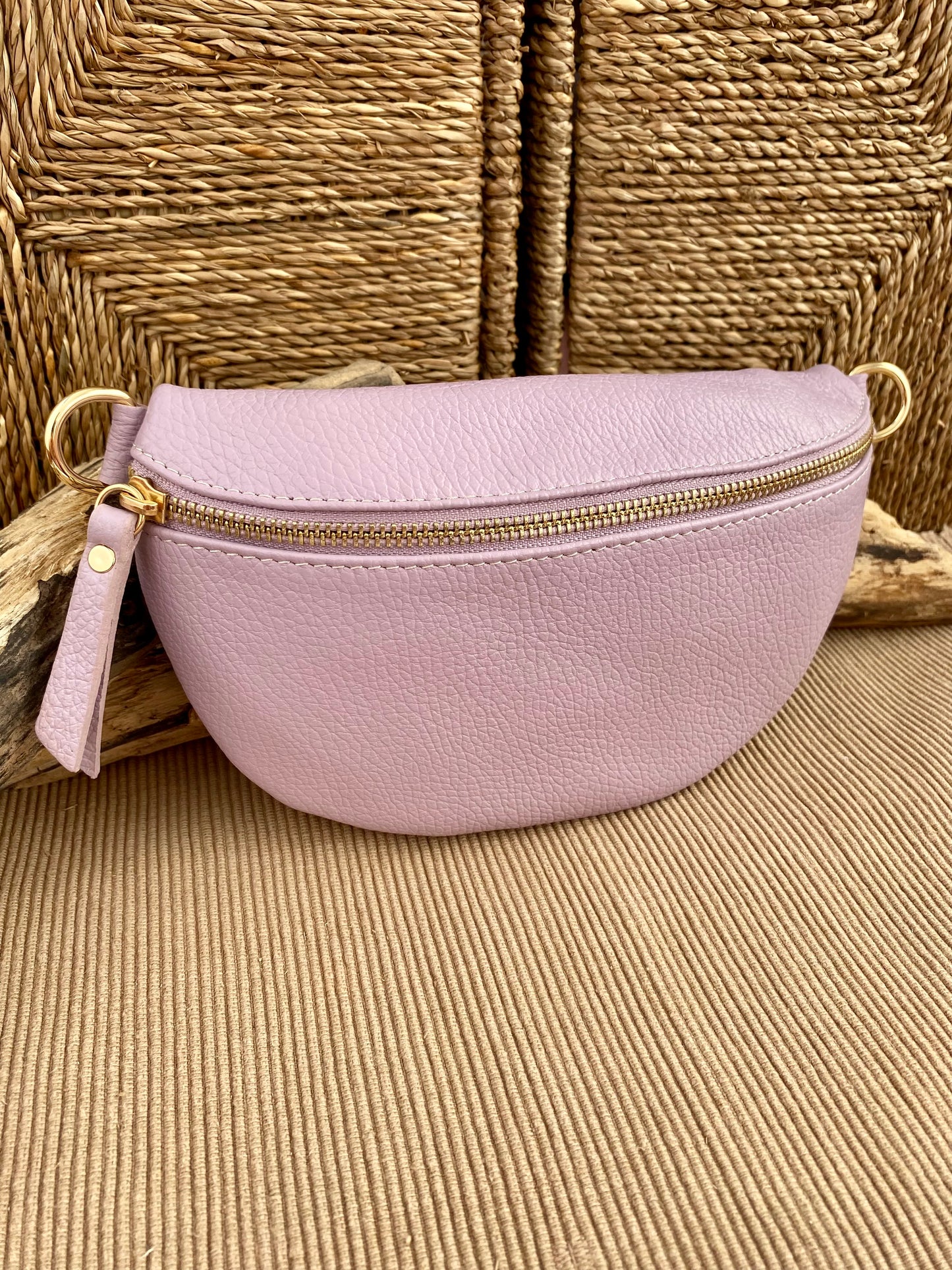 Hanai Sling Bag Lavender