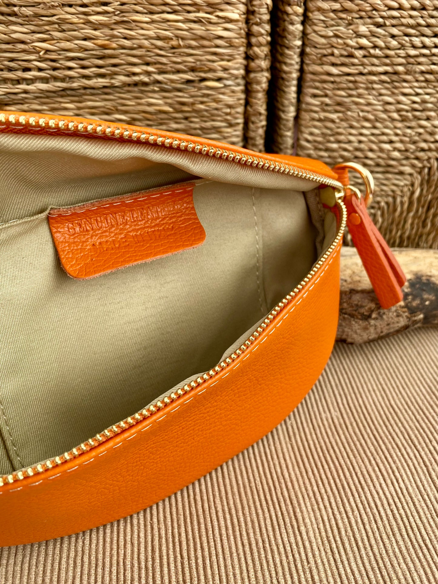 Hanai Sling Bag Amber