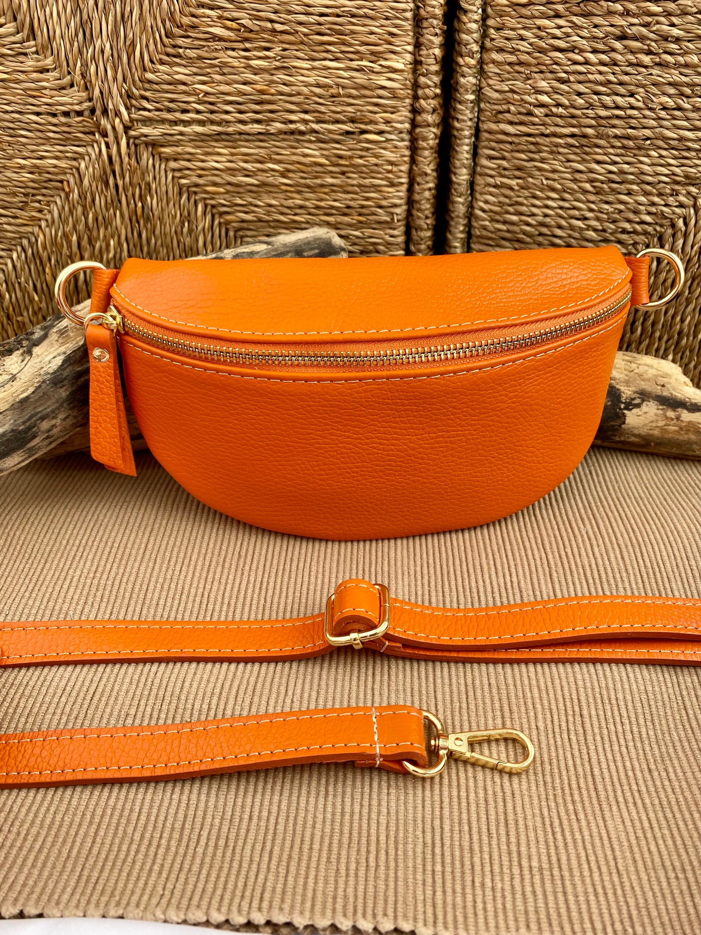Hanai Sling Bag Amber